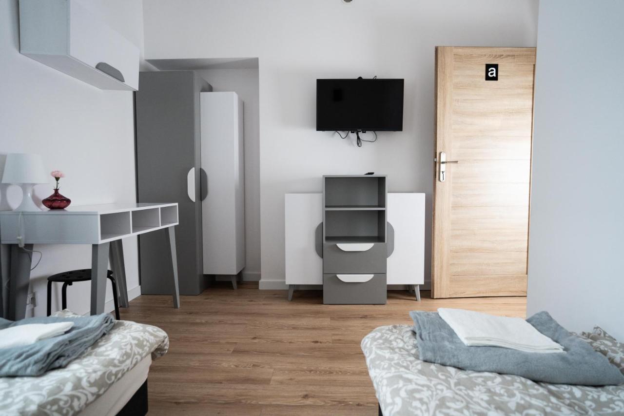 Hotel Good Night à Varsovie Extérieur photo