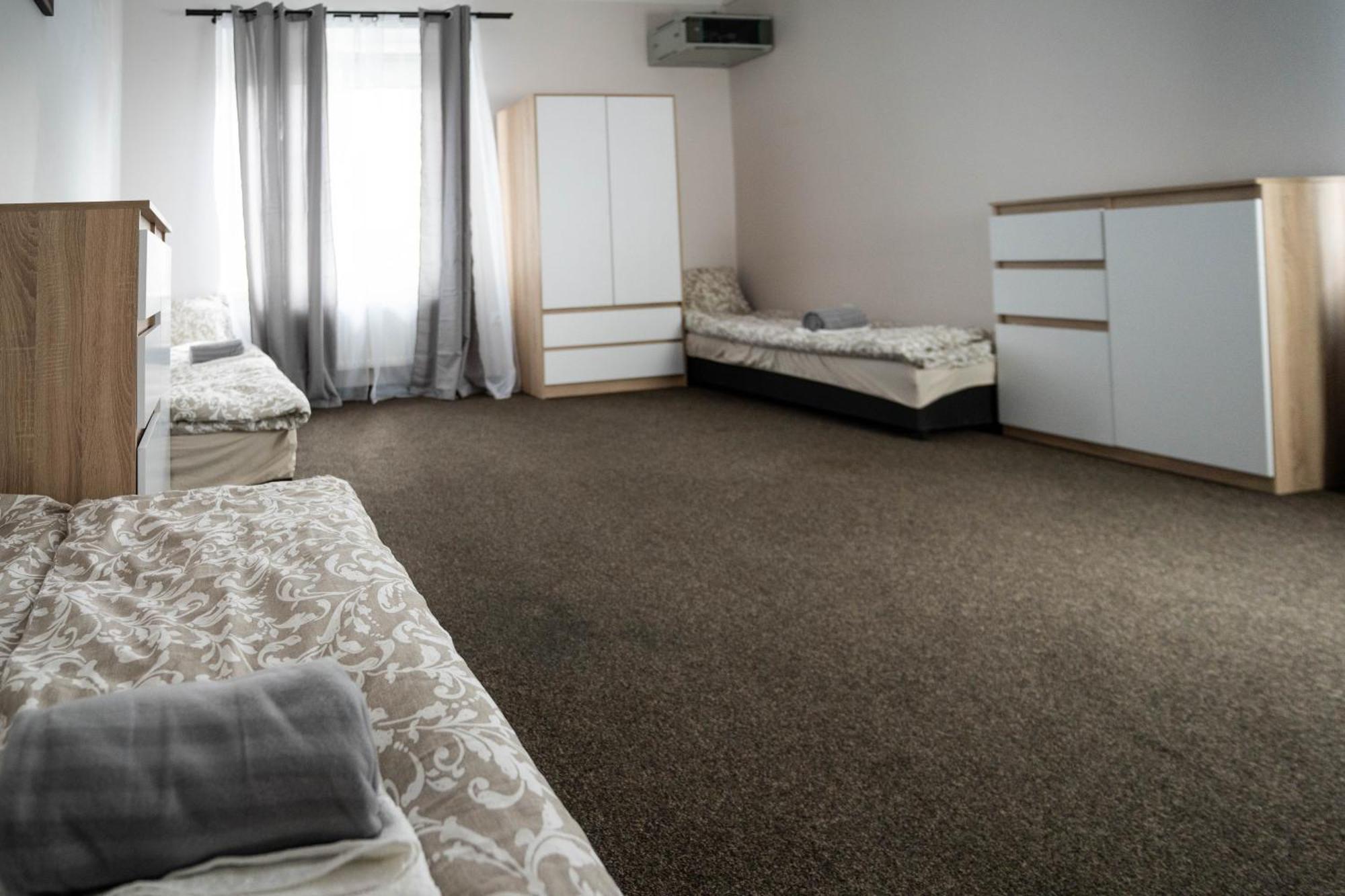 Hotel Good Night à Varsovie Extérieur photo