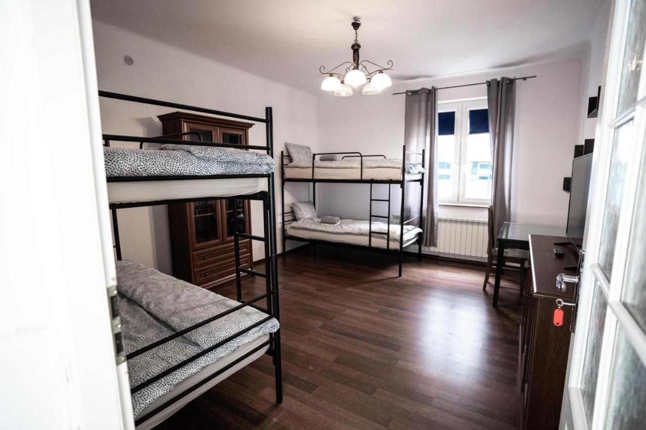 Hotel Good Night à Varsovie Extérieur photo